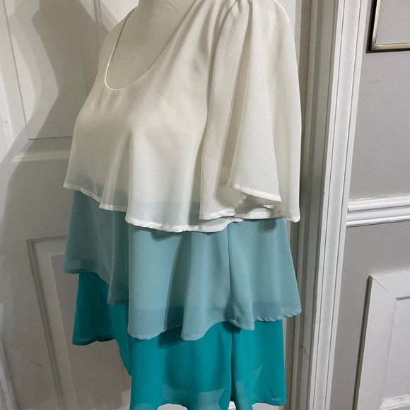 Entro M Light Weight Ruffle Layered Top - Picture 3 of 5